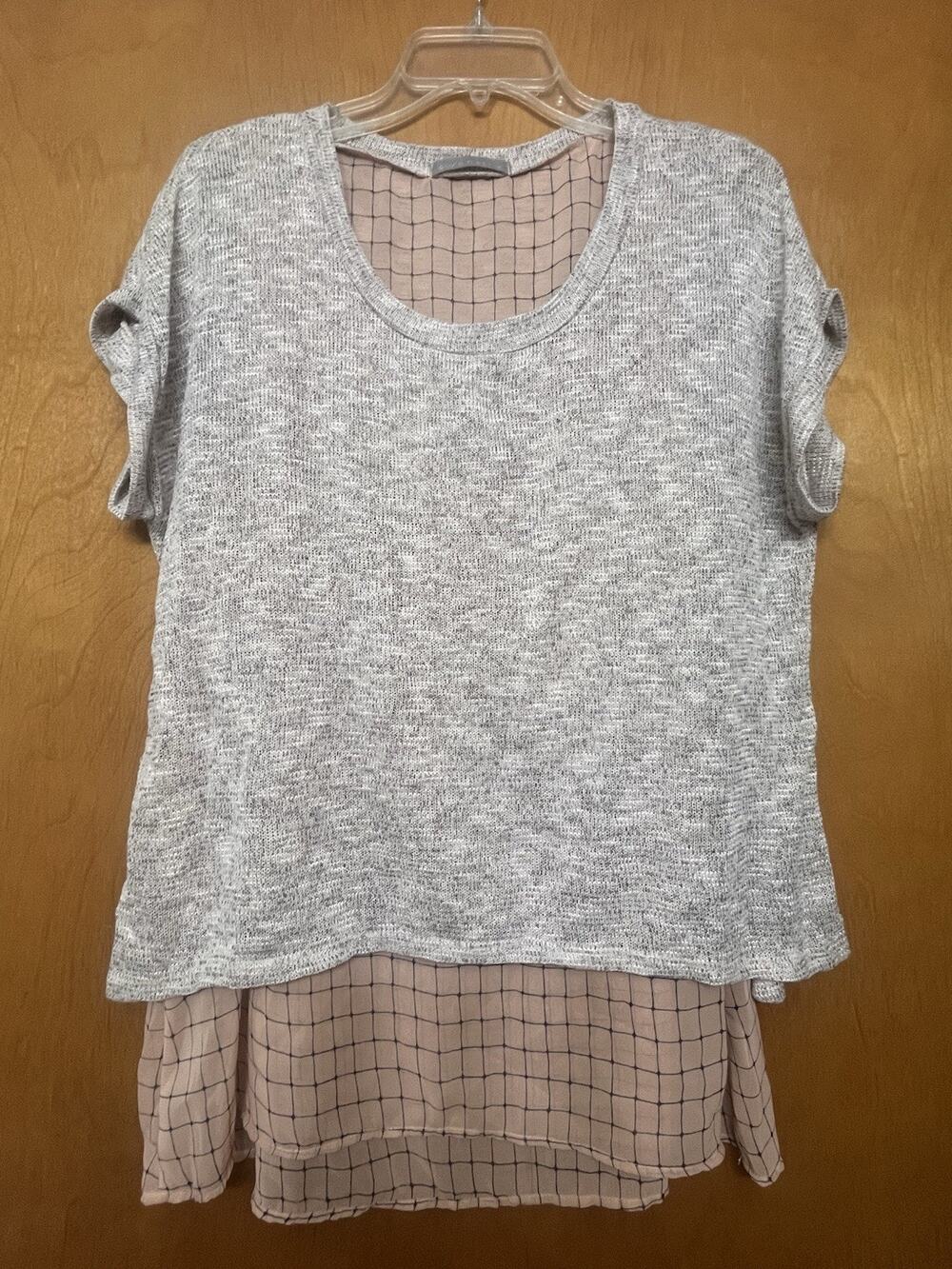 Olivia Moon - Pink/gray Knit Short Sleeve With Shirttail Hem - Medium